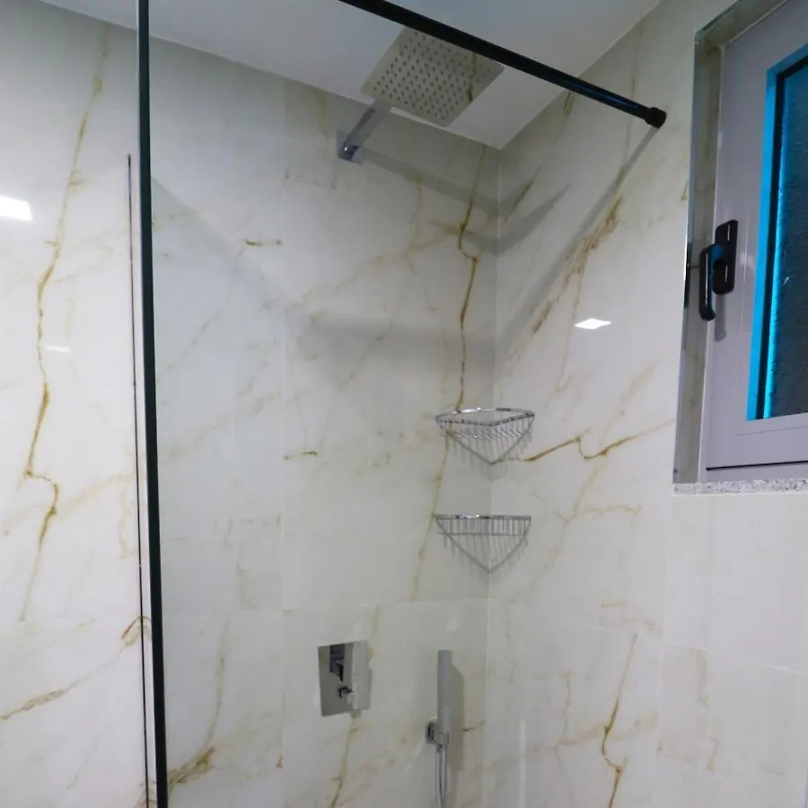 Memi Hotel 보르쉬 0*,  알바니아