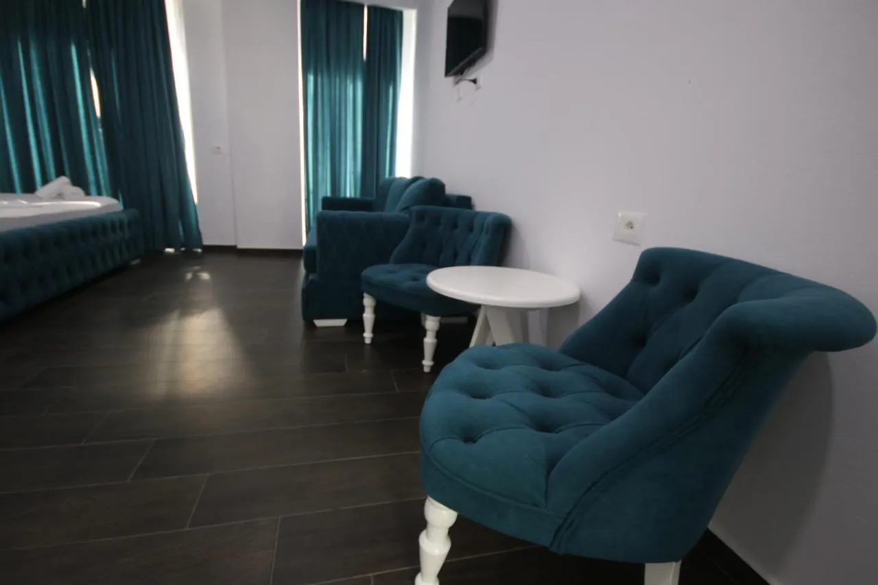 Memi Hotel 보르쉬